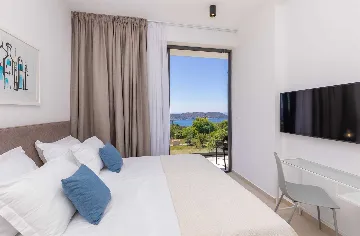 Modern Villa with Pool and Sea Views in Dubrovnik
