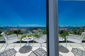 Modern Villa with Pool and Sea Views in Dubrovnik