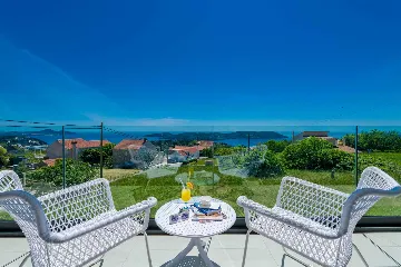 Modern Villa with Pool and Sea Views in Dubrovnik