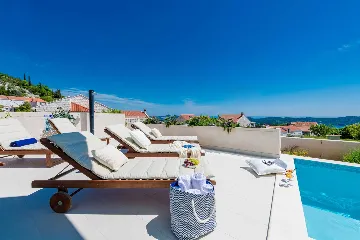 Modern Villa with Pool and Sea Views in Dubrovnik