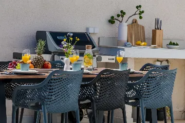 Modern Villa with Pool and Sea Views in Dubrovnik