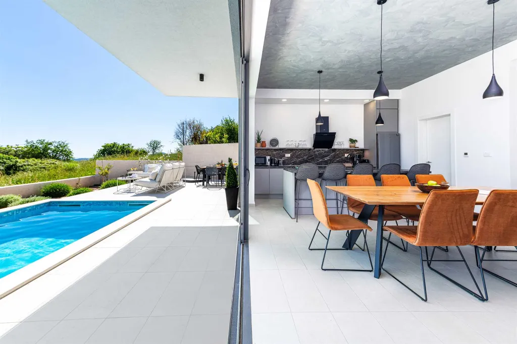 Modern Villa with Pool and Sea Views in Dubrovnik