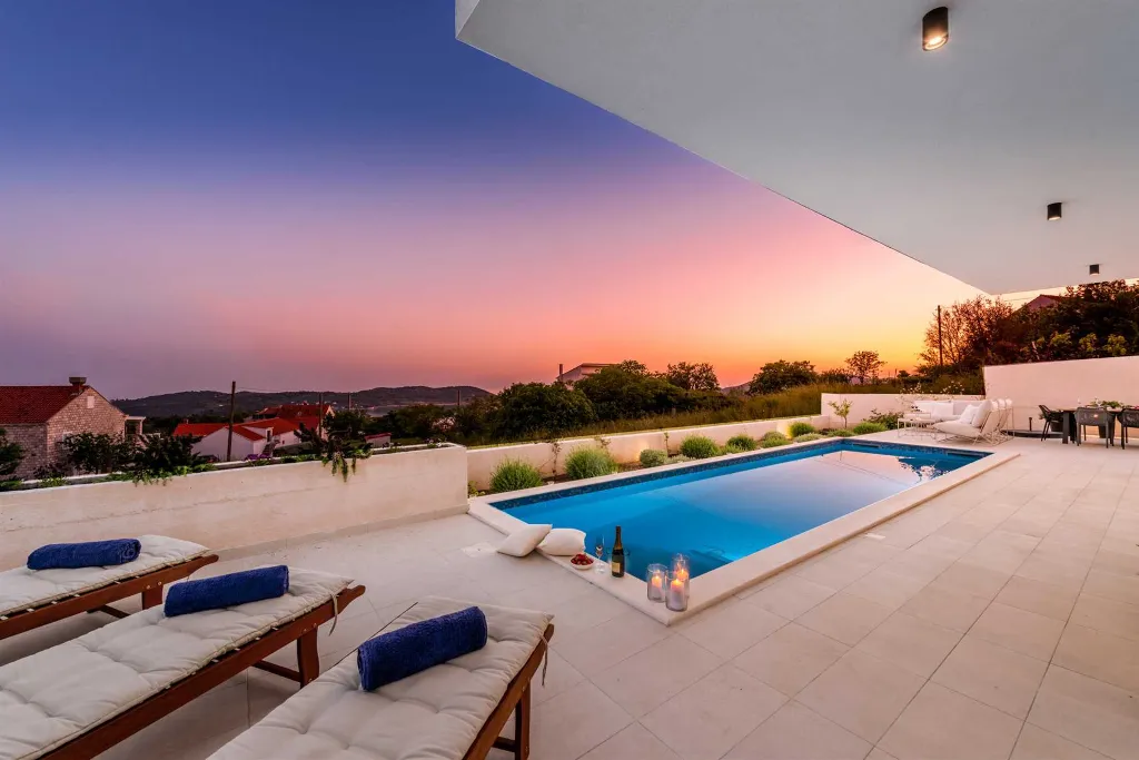 Modern Villa with Pool and Sea Views in Dubrovnik