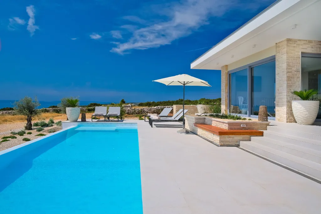 Contemporary Seaside Villa with Pool in Novalja