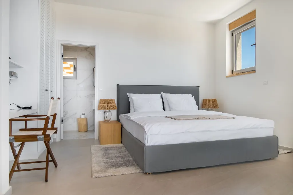 Contemporary Seaside Villa with Pool in Novalja