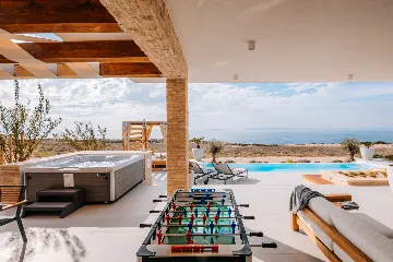 Modern Villa with Pool and Terrace, Novalja