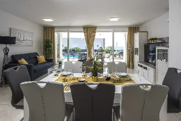 Modern Family Villa with Pool in Novalja