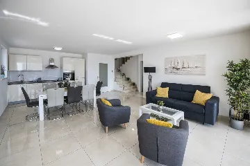 Modern Family Villa with Pool in Novalja