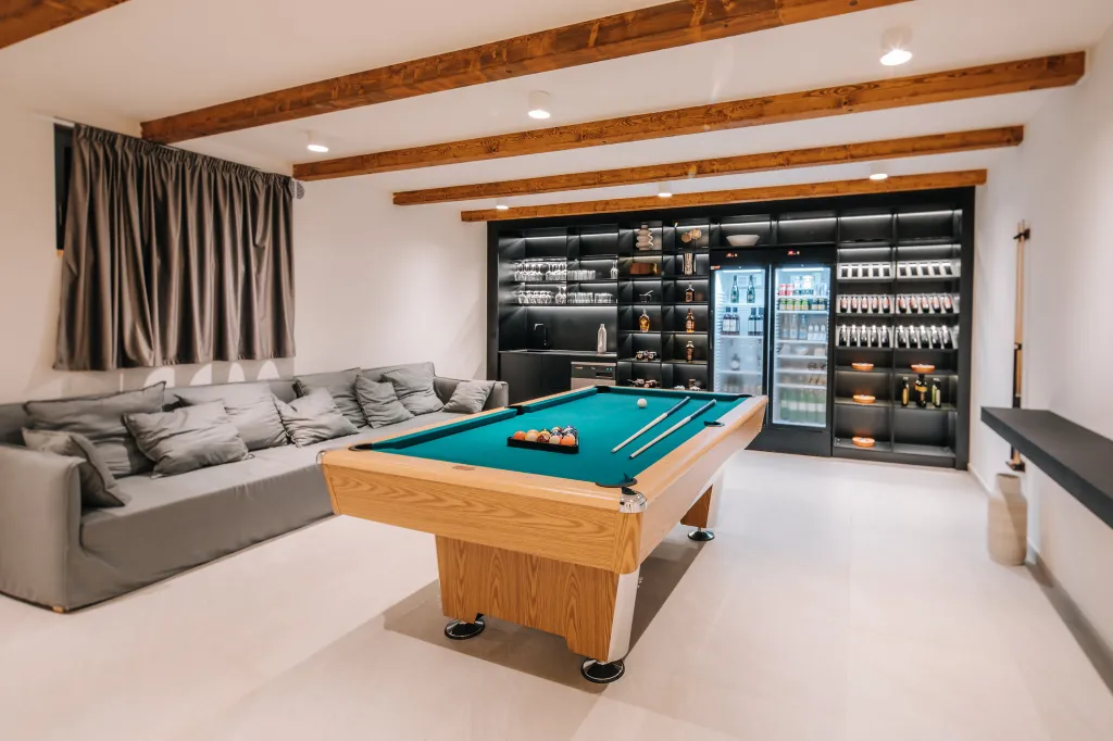 Contemporary Island Villa with Pool, Novalja