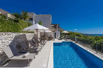 Modern Family Villa with Pool in Mlini