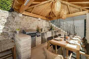 Modern Family Villa with Pool in Mlini