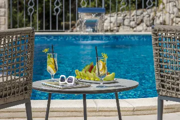 Modern Family Villa with Pool in Mlini