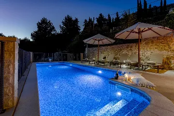 Modern Family Villa with Pool in Mlini