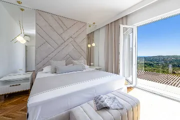 Modern Family Villa with Pool in Mlini