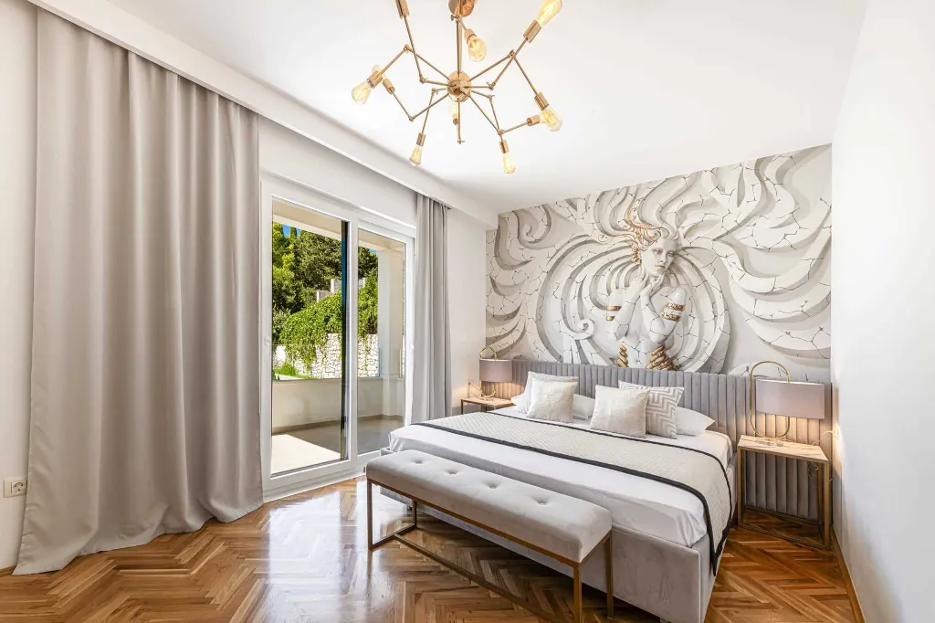 Modern Family Villa with Pool in Mlini
