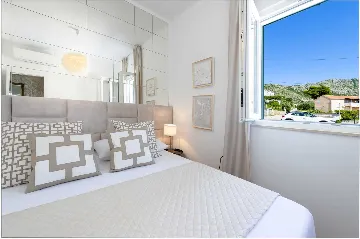 Modern Family Villa with Pool in Mlini