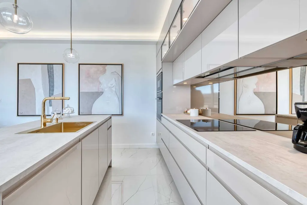 Modern Family Villa with Pool in Mlini