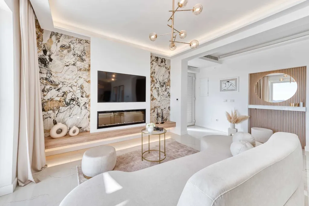Modern Family Villa with Pool in Mlini