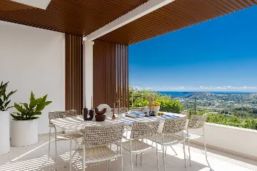 Modern Family Villa with Pool in Mlini