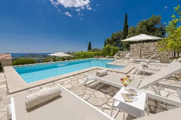 Modern Family Villa with Pool near Mlini