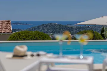 Modern Family Villa with Pool near Mlini