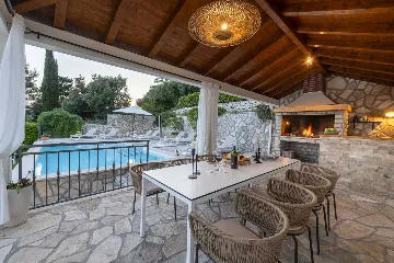 Modern Family Villa with Pool near Mlini