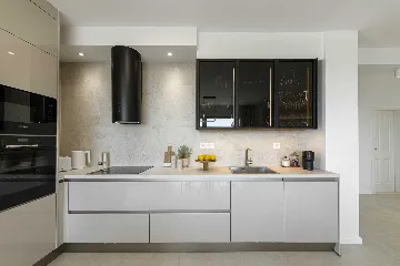 Modern Family Villa with Pool near Mlini