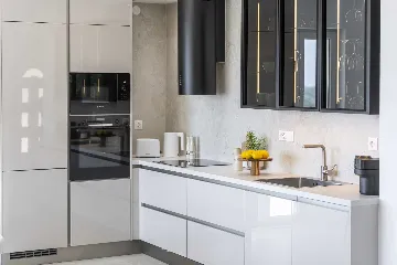 Modern Family Villa with Pool near Mlini