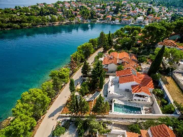 Coastal Villa Retreat with Heated Pool, Splitska