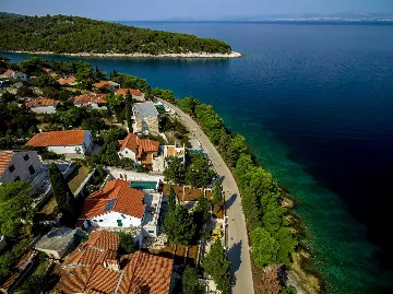 Coastal Villa Retreat with Heated Pool, Splitska