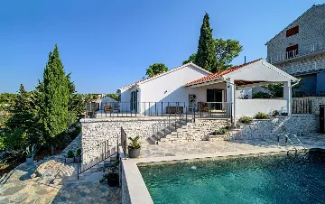 Coastal Villa Retreat with Heated Pool, Splitska