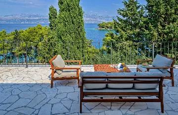 Coastal Villa Retreat with Heated Pool, Splitska