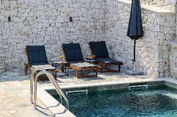 Coastal Villa Retreat with Heated Pool, Splitska