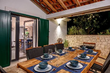 Coastal Villa Retreat with Heated Pool, Splitska