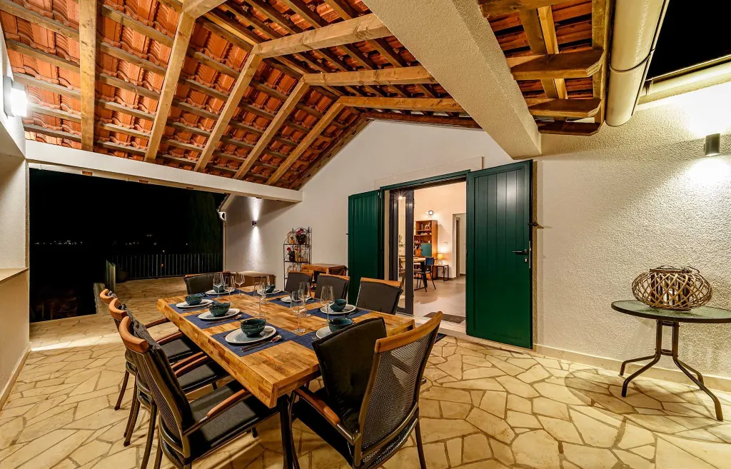 Coastal Villa Retreat with Heated Pool, Splitska