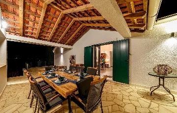 Coastal Villa Retreat with Heated Pool, Splitska