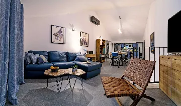 Coastal Villa Retreat with Heated Pool, Splitska