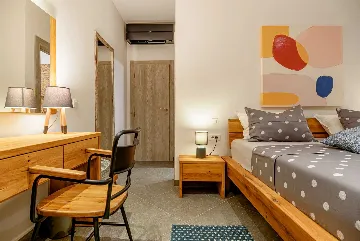 Coastal Villa Retreat with Heated Pool, Splitska