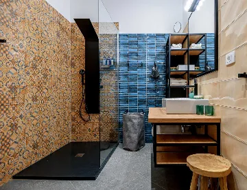 Coastal Villa Retreat with Heated Pool, Splitska