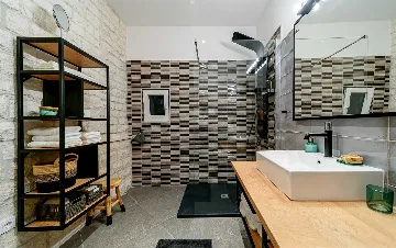 Coastal Villa Retreat with Heated Pool, Splitska