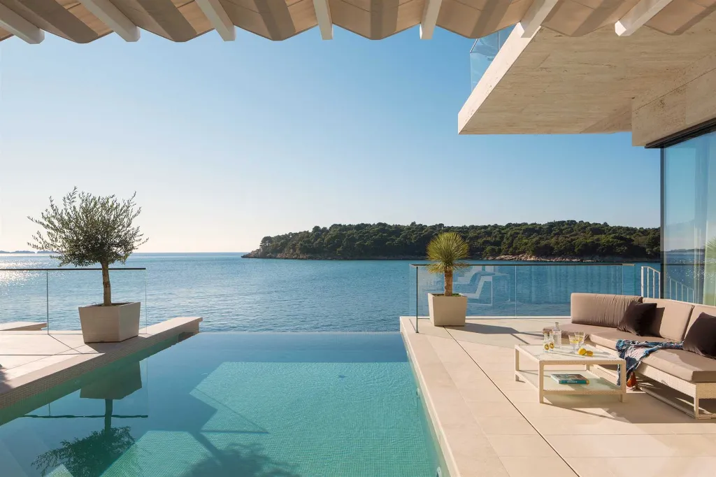 Contemporary 5-Bedroom Villa with Pool in Zaton