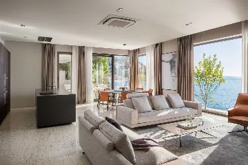 Contemporary 5-Bedroom Villa with Pool in Zaton