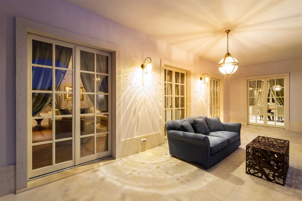 Modern 4-Bedroom Villa with Pool in Vabriga