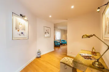 Modern 4-Bedroom Villa with Pool in Vabriga