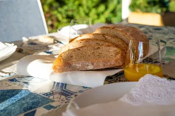 Modern 4-Bedroom Villa with Pool in Vabriga