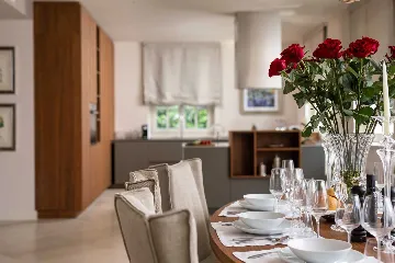 Modern 4-Bedroom Villa with Pool in Vabriga