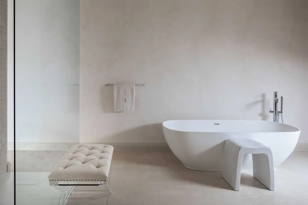Spacious Designer Villa with Pool in Vabriga