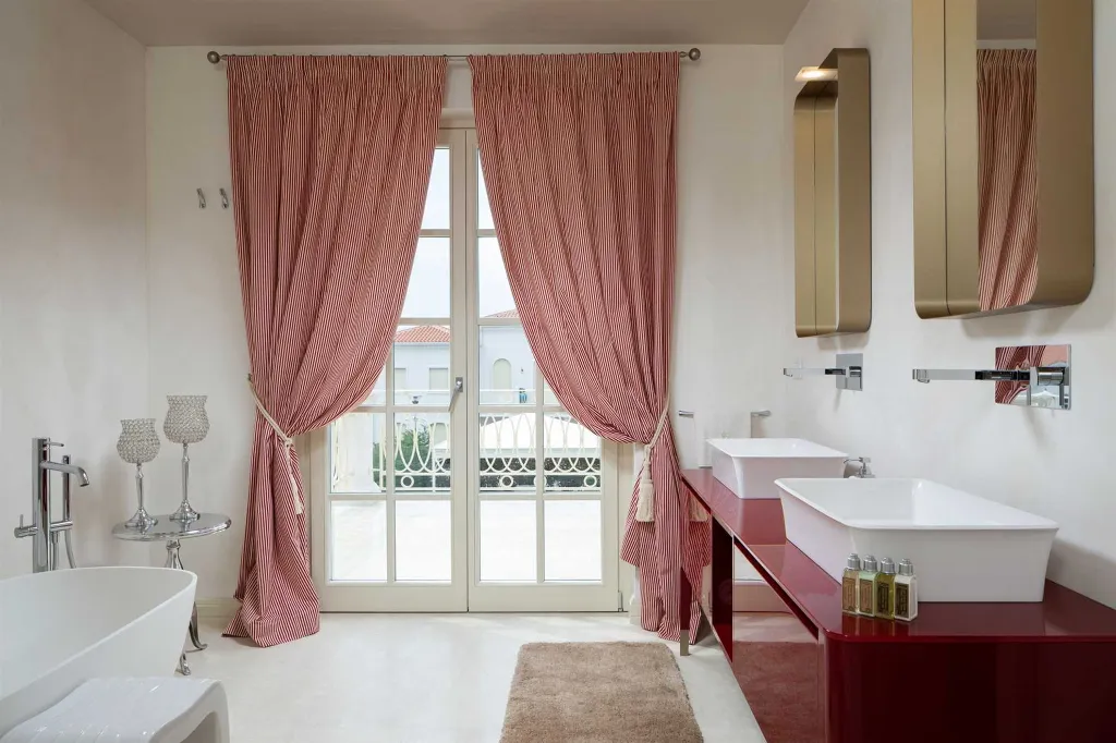 Spacious Designer Villa with Pool in Vabriga