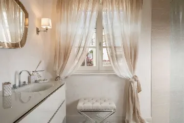 Spacious Designer Villa with Pool in Vabriga