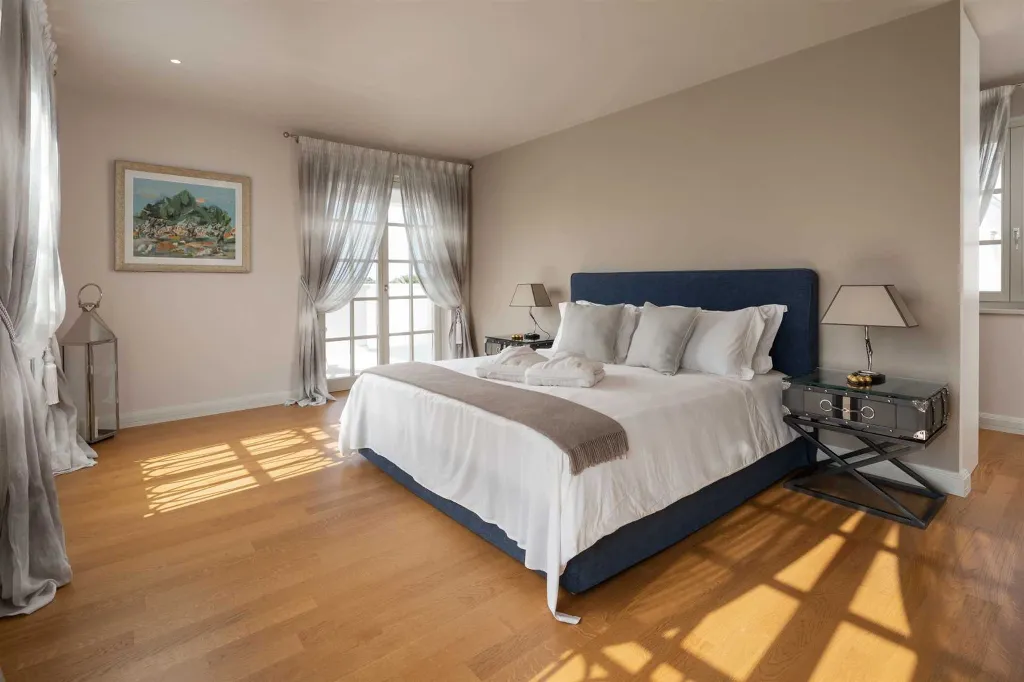 Spacious Designer Villa with Pool in Vabriga